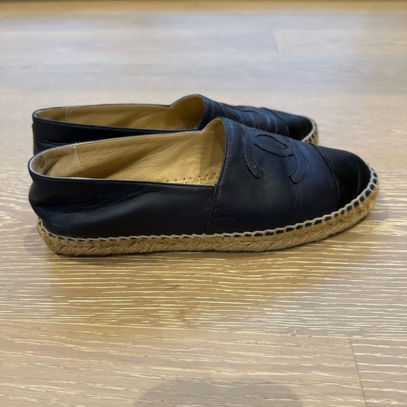 Chanel CC Leather Espadrilles - Picture 6 of 6